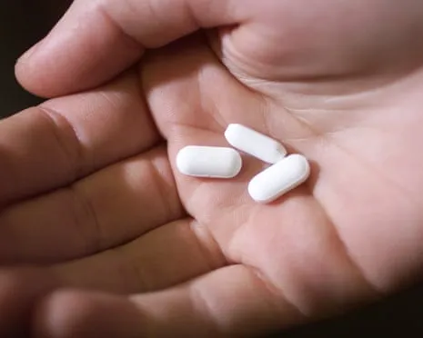 Low-Dose Aspirin Shows Major Benefit in Reducing Bowel Cancer Return, Study Finds