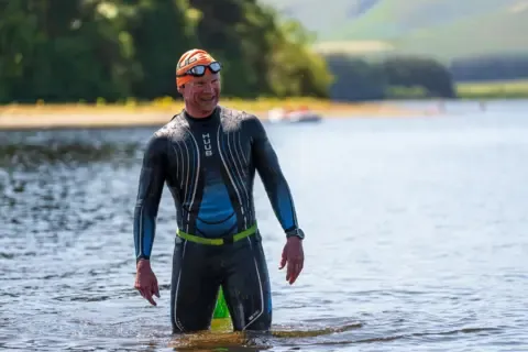 Every Seven Days, He Goes Back to the Waters Where His Spouse Died